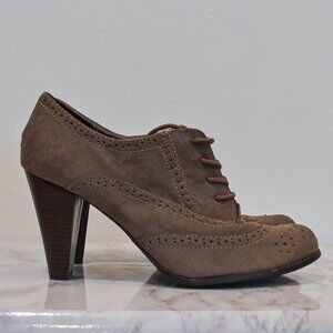 FIONI | TAUPE SEUDE OXFORD HEELS